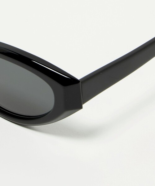 BEAUTY&YOUTH UNITED ARROWS（ビューティーアンドユースユナイテッドアローズ）の「フォックスキャット サングラス（サングラス・レディース・オリーブ/ブラック・FREE）」の13枚目の写真