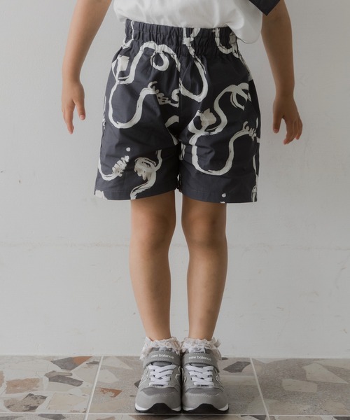 MAKE YOUR DAY(メイクユアデイ)の「うにょうにょ総柄4分丈パンツ(その他パンツ・キッズ・ベージュ/チャコールグレー・80/90/100/120/140/130/110)」の15枚目の写真
