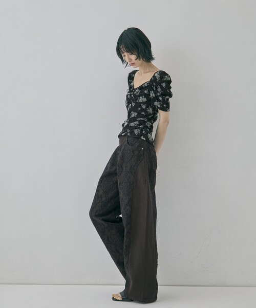 FETICO(フェティコ)の「【FETICO/フェティコ】《STUDIOUS別注》VELOUR ROSE TEE/ベロアローズT(Tシャツ/カットソー・レディース・ブラック/レッド・FREE)」の10枚目の写真