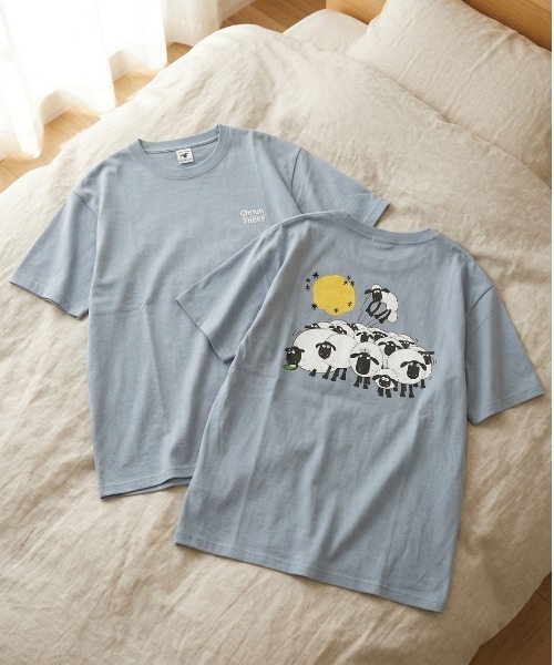ALWAYS GOOD TIME(オルウェイズグッドタイム)の「【Shaun the Sheep/ひつじのショーン】キャラクターワンポイント刺繍&バックプリント半袖Tシャツ(DRY)ユニセックス(Tシャツ/カットソー・メンズ・オートミール/ライトイエロー/ネイビー/サックスブルー・LARGE/MEDIUM)」の3枚目の写真