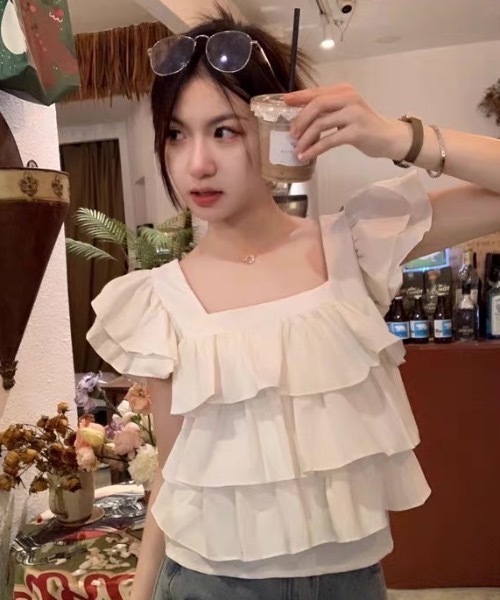 FUNdaysion(ファンデイション)の「フリルティアードトップス(シャツ/ブラウス・レディース・ホワイト/ブラック/サックスブルー・M)」の9枚目の写真