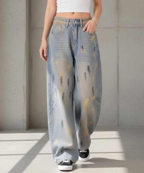 center i(センターアイ)の「ペイントウォッシュバギーデニムパンツ(デニムパンツ・レディース・ブルー・M/S)」の1枚目の写真