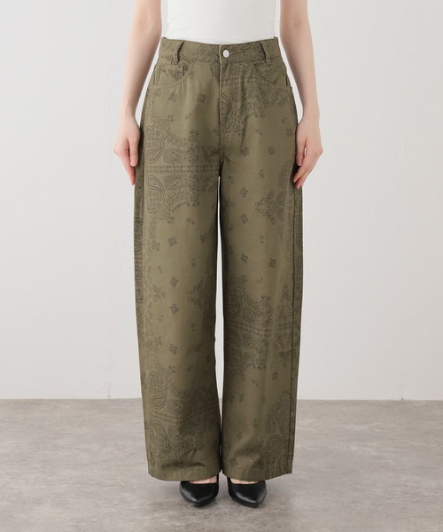 Spick & Span(スピックアンドスパン)の「《一部店舗+WEB限定》BERENICE. / べレニス 柄パンツ(チノパンツ・レディース・カーキ・34/36)」の4枚目の写真
