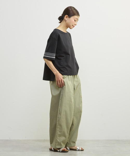 MELROSE claire(メルローズ クレール)の「【袖刺しゅう&スパンコール プルオーバー】(Tシャツ/カットソー・レディース・ブルー/ホワイト/ブラック・FREE)」の10枚目の写真