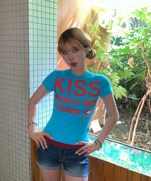 AsheKsha(アシクシャ)の「アルファベットプリント半袖(Tシャツ/カットソー・レディース・ブルー・M)」の9枚目の写真