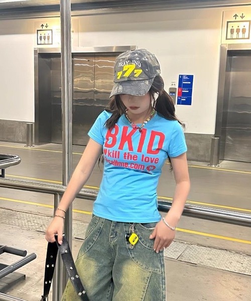 AsheKsha(アシクシャ)の「アルファベットプリント半袖(Tシャツ/カットソー・レディース・ブルー・M)」の11枚目の写真