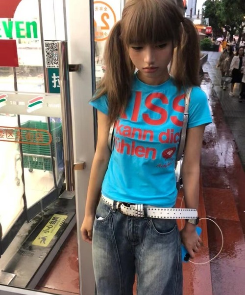 AsheKsha(アシクシャ)の「アルファベットプリント半袖(Tシャツ/カットソー・レディース・ブルー・M)」の16枚目の写真