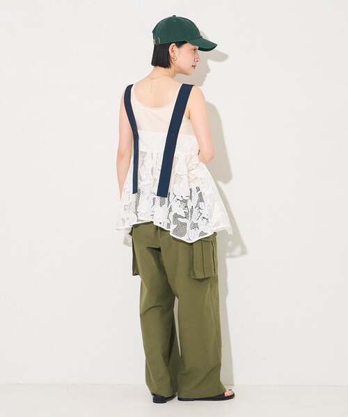 Firsthand（ファーストハンド）の「Firsthand/ファーストハンド フラワーモチーフ バテンレース イレヘム キャミソール トップス 【限定展開】（キャミソール・レディース・オフホワイト/ブラック・FREE）」の17枚目の写真