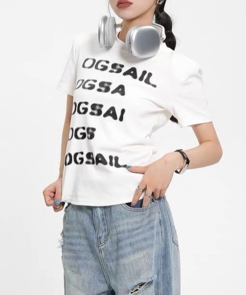 Vipoa(ヴィポア)の「Blur lettering logo slim tee(Tシャツ/カットソー・レディース・グレー/ホワイト/ブラック・FREE)」の21枚目の写真