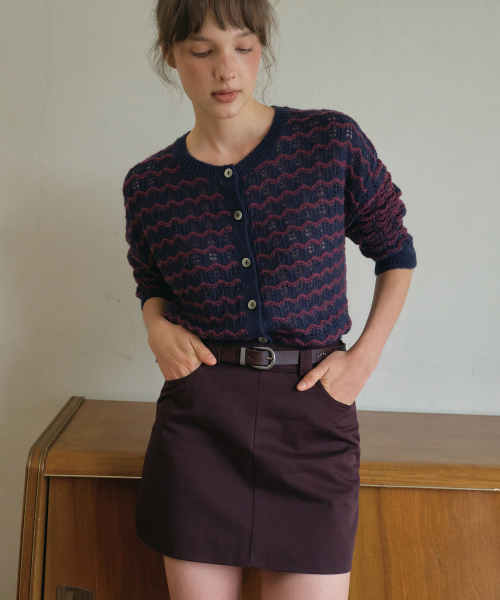 OURNOSTALGIA(アワー ノスタルジア)の「Monet basic cotton mini skirt_Grape(O25-SK10)(スカート・レディース・ダークパープル・MEDIUM/SMALL)」の3枚目の写真
