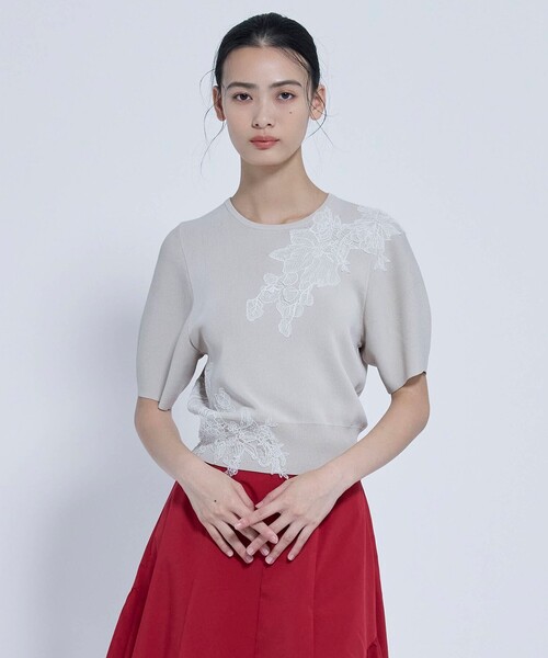 TOCCA（トッカ）の「ROMANCE KNIT ニット（ニット/セーター・レディース・ベージュ系/ブラウン系/ブラック系/アイボリー系・SMALL/MEDIUM）」の3枚目の写真