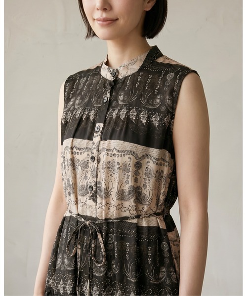 Lien Select(リエンセレクト)の「総柄ノースリーブワンピース(ワンピース・レディース・ホワイト/ブラック/ブラック系その他・フリー)」の8枚目の写真
