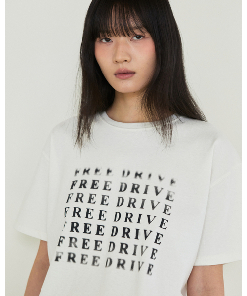 THEENDQUESTION(ジエンドクエスチョン)の「Freedrive print t-shirt / IVORY(Tシャツ/カットソー・レディース・その他・1/2)」の3枚目の写真
