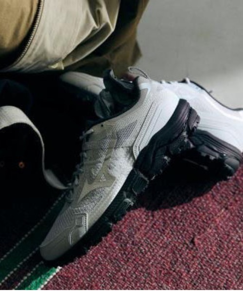 MIZUNO(ミズノ )の「【MIZUNO】WAVE DAICHI LS(スニーカー・メンズ・ブラック/オフホワイト・26.5/27.5/28/29)」の11枚目の写真