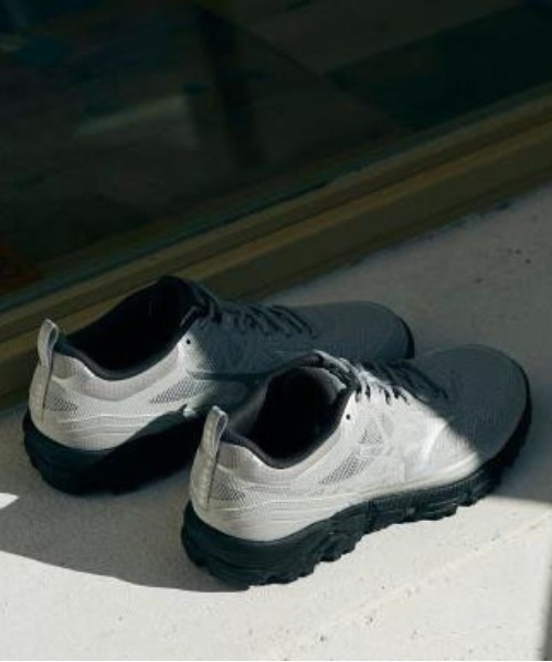MIZUNO(ミズノ )の「【MIZUNO】WAVE DAICHI LS(スニーカー・メンズ・ブラック/オフホワイト・26.5/27.5/28/29)」の15枚目の写真