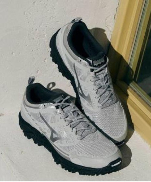 MIZUNO(ミズノ )の「【MIZUNO】WAVE DAICHI LS(スニーカー・メンズ・ブラック/オフホワイト・26.5/27.5/28/29)」の16枚目の写真