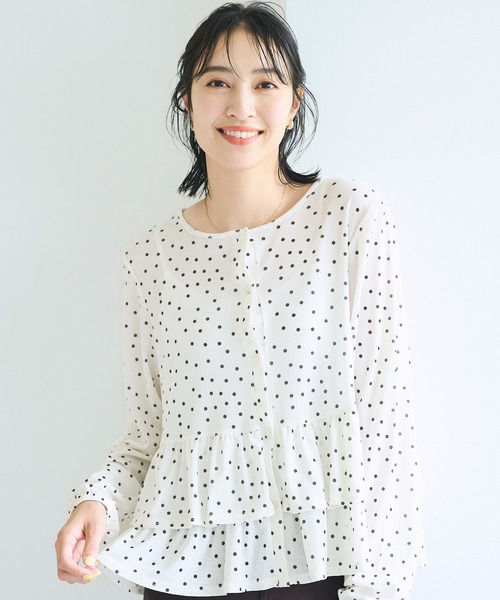 coca(coca)(コカ)の「シアージョーゼットフリルカーディガン(カーディガン/ボレロ・レディース・ブラック/ドット・L/M/S)」の8枚目の写真