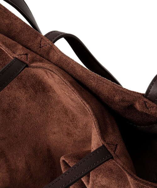 Un coeur(アンクール)の「【Un coeur/アンクール】K906021 SUEDE DRAPE 2WAY TOTE(トートバッグ・メンズ・キャメル・FREE)」の13枚目の写真