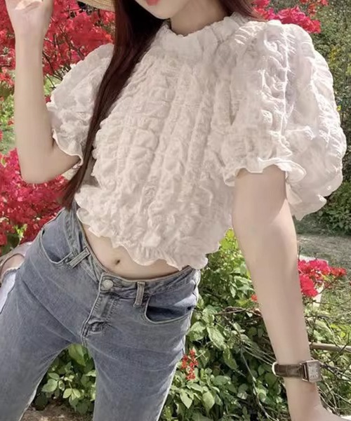 GLAMOROUS JANE(グラマラスジェーン)の「シャーリングクロップド丈ブラウス(シャツ/ブラウス・レディース・ホワイト/ブラック・FREE)」の8枚目の写真