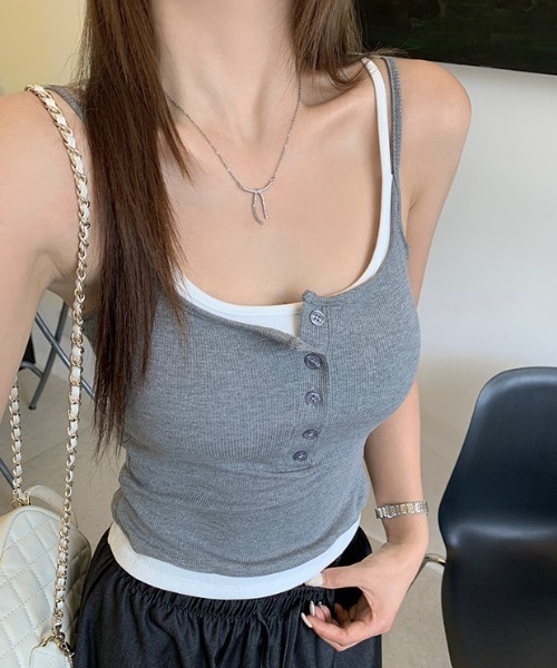 SHEPP(シープ)の「【カップ付き】フェイクレイヤード ヘンリーネック ノースリーブ リブタンクトップ(タンクトップ・レディース・レッド/グレー/ブラウン/ネイビー/ブラック・F)」の22枚目の写真