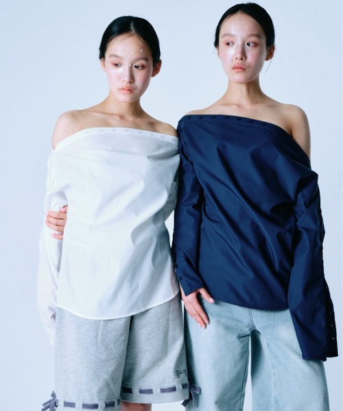 twins(nemne store)(ツインズ)の「Button-Adjustable Silhouette L/S Shirt(シャツ/ブラウス・レディース・Navy/White・フリー)」の3枚目の写真