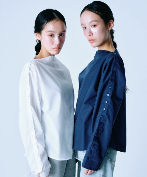 twins(nemne store)(ツインズ)の「Button-Adjustable Silhouette L/S Shirt(シャツ/ブラウス・レディース・Navy/White・フリー)」の4枚目の写真