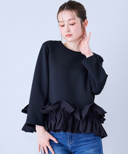 Audie a Muses(オーディアミューズ)の「裾ラッフルデザインカットソー(Tシャツ/カットソー・レディース・ブラック/グレー/オフホワイト・42/38)」の3枚目の写真
