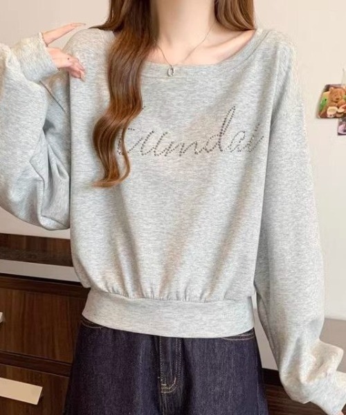 AVYL(アヴィル)の「ラインストーンロゴ オフショルスウェット(スウェット・レディース・グレー・M)」の13枚目の写真