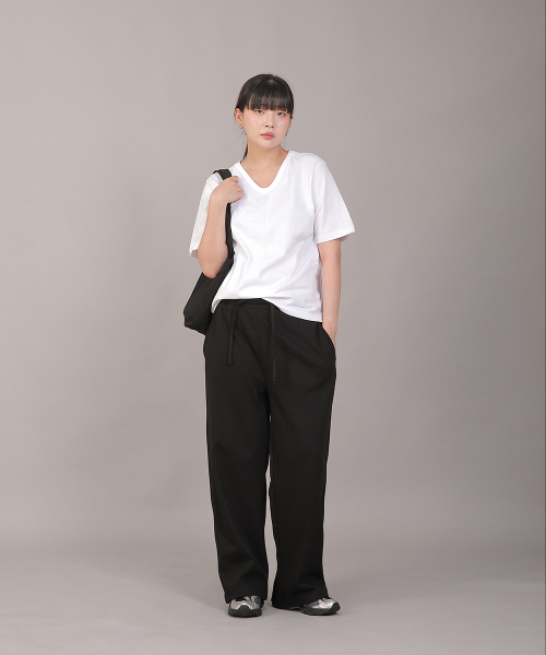 SAINTCREW(セントクルー)の「ミニマルソフトVネック半袖TシャツVSR-8A08ホワイト(Tシャツ/カットソー・レディース・その他・FREE)」の2枚目の写真