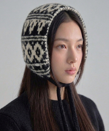 MOIREMOA（モアレモア）の「Frame Knit Ear Warmer-Black（ニットキャップ/ビーニー）」