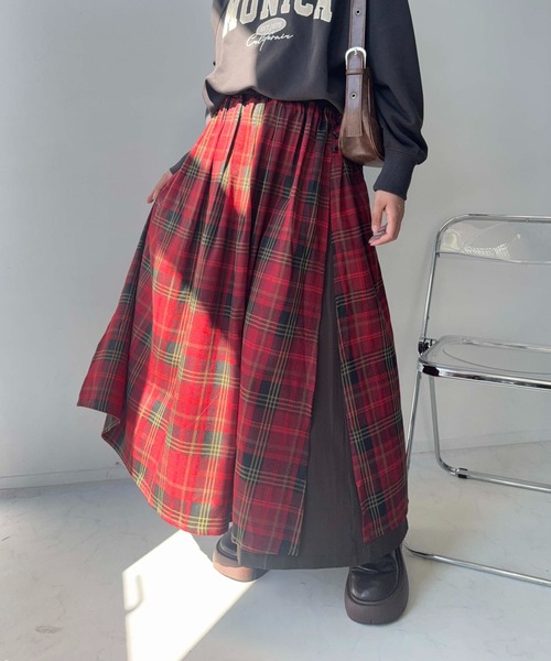 AS KNOW AS plus(アズノゥアズプラス)の「☆サイドボタンレイヤードロングスカート(スカート・レディース・グレー系/ブラック系1/レッド系/ブラック系・FREE)」の5枚目の写真