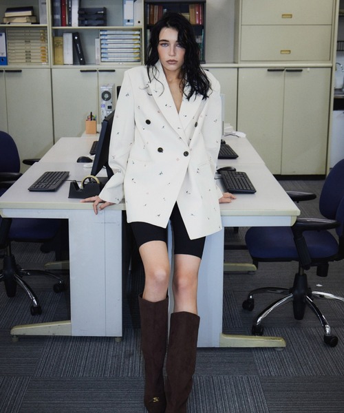 ANDRESD(アンドレスド)の「シグネチャージャケット / SIGNATURE JACKET(テーラードジャケット・レディース・ブラウン/ブラック/アイボリー・L/M/S)」の7枚目の写真