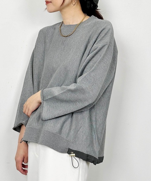 PICCIN(ピッチン)の「裾ドロスト切り替えニット(ニット/セーター・レディース・グレー/レッド/チャコールグレー・M)」の5枚目の写真