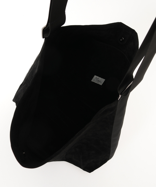 B.C STOCK(ベーセーストック)の「sublimeroe / サブライムロー ECO SUEDE SHOLDER BAG(ショルダーバッグ・メンズ・ブラック/ブラウン/ベージュ/ホワイト系その他・FREE)」の8枚目の写真