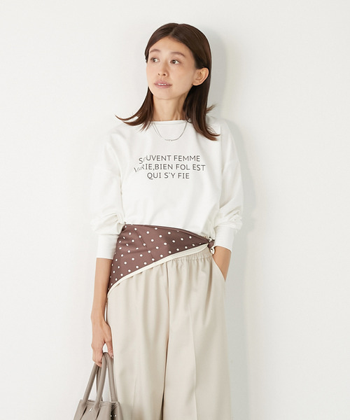 MELROSE claire(メルローズ クレール)の「【ミニ裏毛ラバープリントカットプルオーバー】(Tシャツ/カットソー・レディース・ブラック/カーキ/オフホワイト/ライトベージュ・FREE)」の1枚目の写真