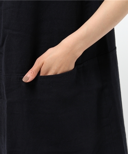 LBC（エルビーシー）の「コットンリネンノースリVネックワンピース     （ワンピース・レディース・ネイビー/オフホワイト/ライトブラウン・MEDIUM/LARGE）」の8枚目の写真