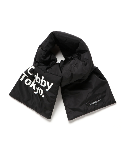 CHUBBYGANG(チャビーギャング)の「ファイバーダウンロゴマフラー(その他小物・キッズ・ブラック/ホワイト・LARGE/MEDIUM)」の6枚目の写真