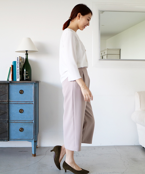 N.(N. Natural Beauty Basic)(エヌエヌナチュラルビューティーベーシック)の「ダブルクロスタックドレープブラウス(シャツ/ブラウス・レディース・ホワイト/ブラウン/ブラック/グレー系その他・MEDIUM)」の13枚目の写真