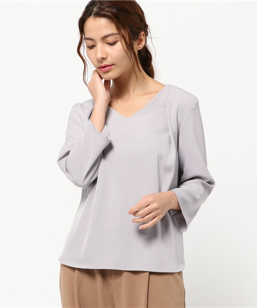 N.(N. Natural Beauty Basic)(エヌエヌナチュラルビューティーベーシック)の「ダブルクロスタックドレープブラウス(シャツ/ブラウス・レディース・ホワイト/ブラウン/ブラック/グレー系その他・MEDIUM)」の22枚目の写真