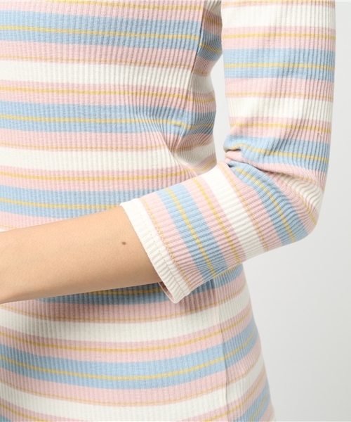 VENCEEXCHANGE(ヴァンスエクスチェンジ)の「マルチボーダーオフショル7分袖 (ニット/セーター・レディース・ピンク/イエロー/ネイビー・MEDIUM)」の8枚目の写真