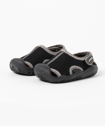 crocs | crocs クロックス swiftwater sandal kids 204024-066 BLK/WHT(サンダル)