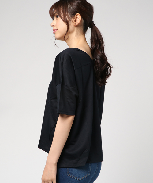 un dix cors(アンディコール)の「ロイヤルクロスVネックカットソー(Tシャツ/カットソー・レディース・レンガ/ネイビー・フリ-)」の4枚目の写真