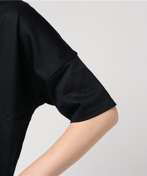 un dix cors(アンディコール)の「ロイヤルクロスVネックカットソー(Tシャツ/カットソー・レディース・レンガ/ネイビー・フリ-)」の7枚目の写真