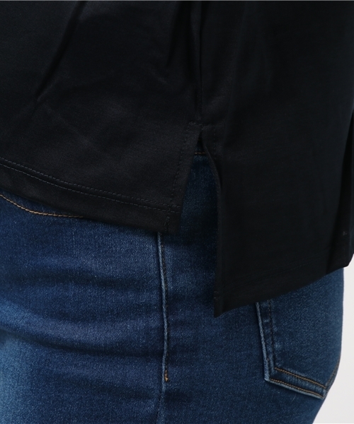 un dix cors(アンディコール)の「ロイヤルクロスVネックカットソー(Tシャツ/カットソー・レディース・レンガ/ネイビー・フリ-)」の8枚目の写真