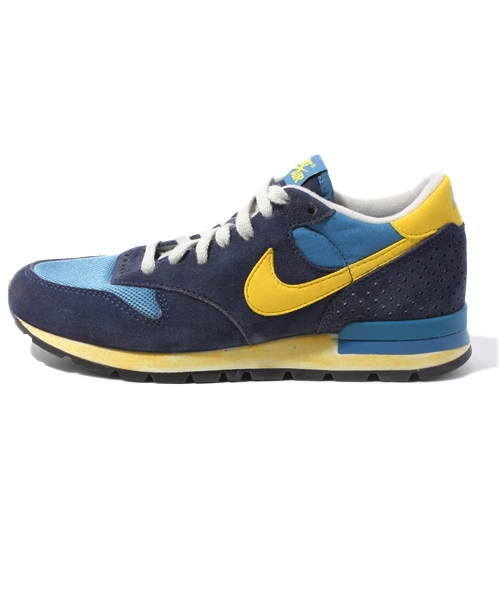 BEAMS BOY（ビームスボーイ）の「NIKE / エアエピック（スニーカー・レディース・ベージュ/ネイビー・24/24.5/25）」の7枚目の写真