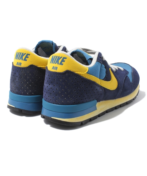 BEAMS BOY（ビームスボーイ）の「NIKE / エアエピック（スニーカー・レディース・ベージュ/ネイビー・24/24.5/25）」の9枚目の写真