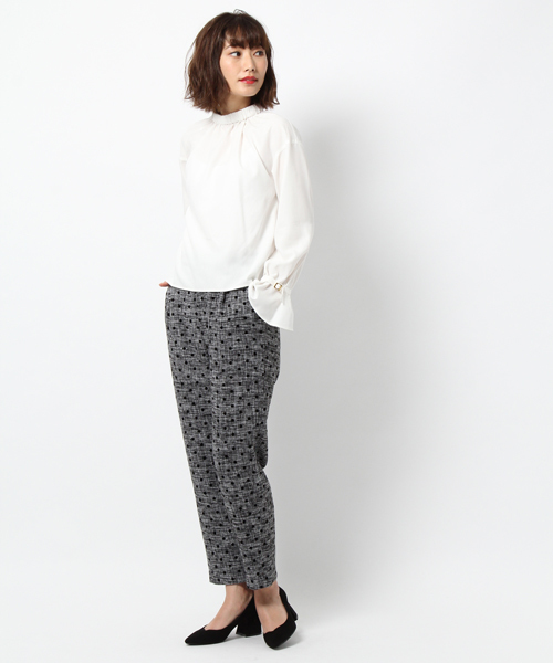 laboratory work（ラボラトリーワーク）の「スタンドカラーブラウス（シャツ/ブラウス・レディース・ホワイト/ベージュ/ネイビー・MEDIUM）」の6枚目の写真