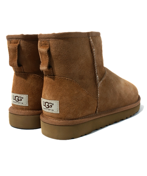 ROSE BUD（ローズバッド）の「(UGG)W CLASSIC MINI（ブーツ・レディース・ブラック/キャメル・5/6/7/8）」の4枚目の写真
