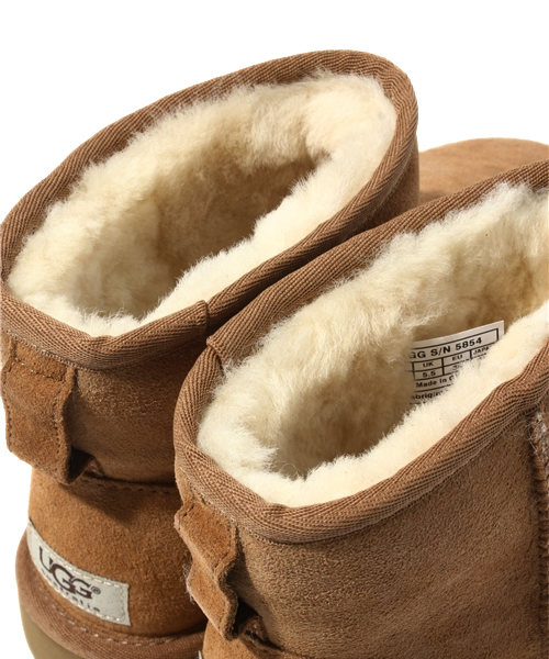 ROSE BUD（ローズバッド）の「(UGG)W CLASSIC MINI（ブーツ・レディース・ブラック/キャメル・5/6/7/8）」の9枚目の写真
