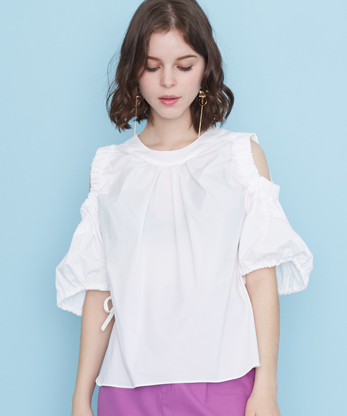 UNITED TOKYO（ユナイテッドトウキョウ）の「オープンパフショルダートップス（シャツ/ブラウス・レディース・ホワイト・1）」の6枚目の写真